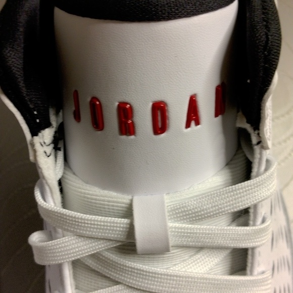 Jordan Light Origin 4 NWOB - Picture 5 of 10